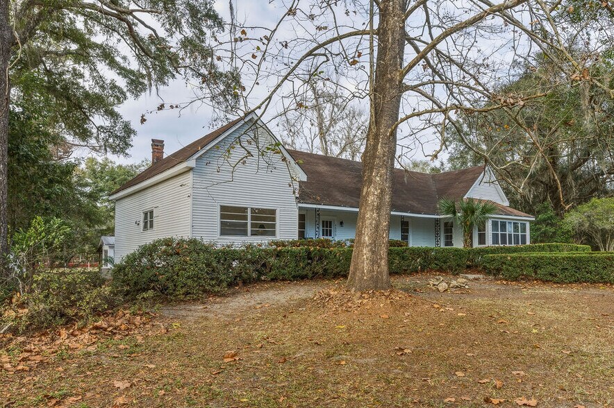 4890 Chaires Cross Rd, Tallahassee, FL à vendre - Photo du bâtiment - Image 2 de 80