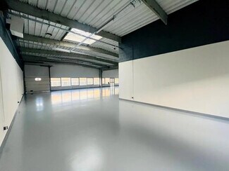 Plus de détails pour Bureau, Local d'activités à louer