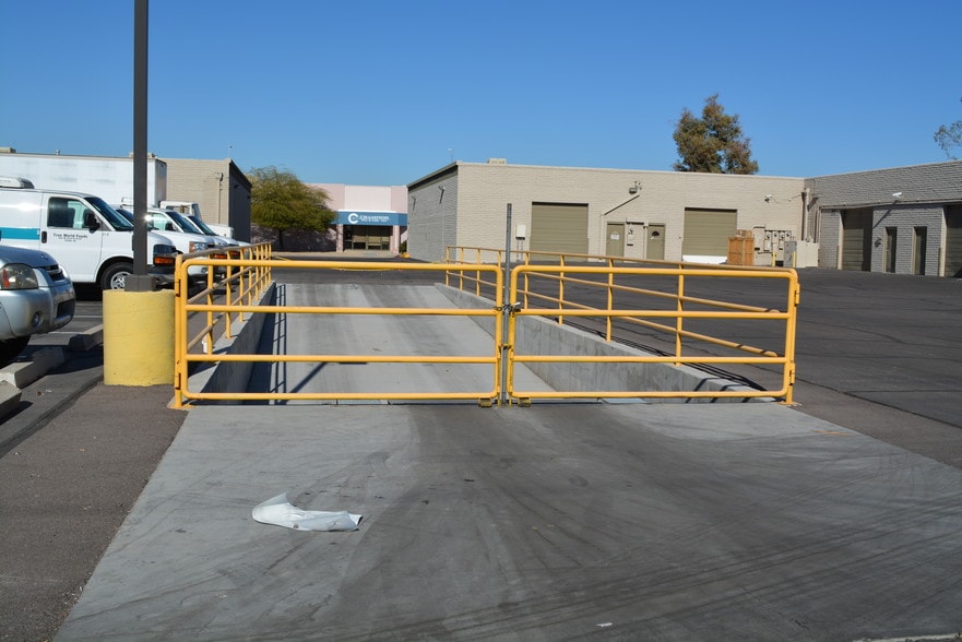 819 W 22nd St, Tempe, AZ for lease - Building Photo - Image 2 of 13