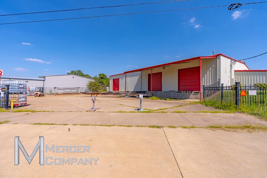 4939-4959 Rendon Rd, Fort Worth, TX à vendre - Photo du bâtiment - Image 3 de 19