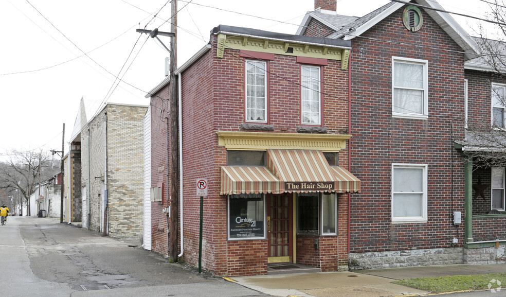 114 2nd St, Leechburg, PA à vendre - Photo principale - Image 1 de 1