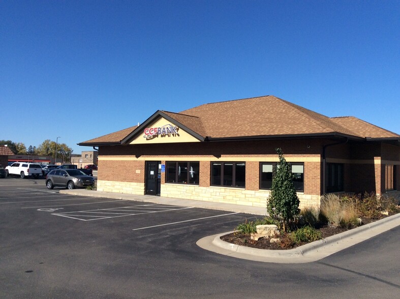 3151 S Service Dr, Red Wing, MN for lease - Building Photo - Image 1 of 25