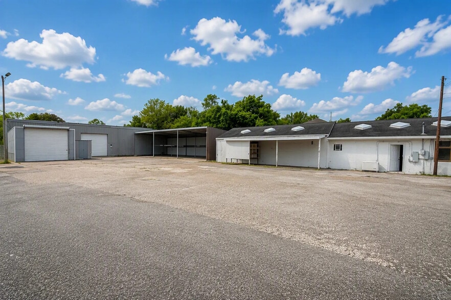 415 Main St, La Marque, TX for lease - Primary Photo - Image 1 of 7