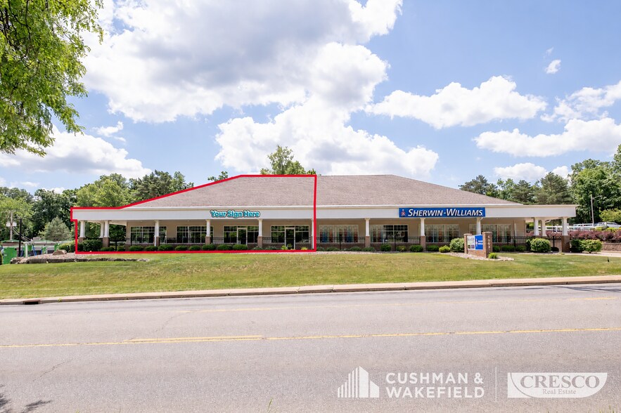6285 Royalton Rd, North Royalton, OH à louer - Photo intérieure - Image 1 de 17