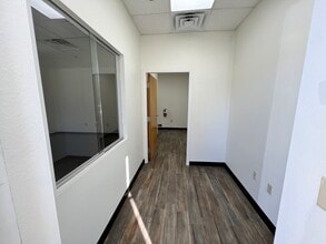 3135 Drane Field Rd, Lakeland, FL à louer Photo intérieure- Image 2 de 15