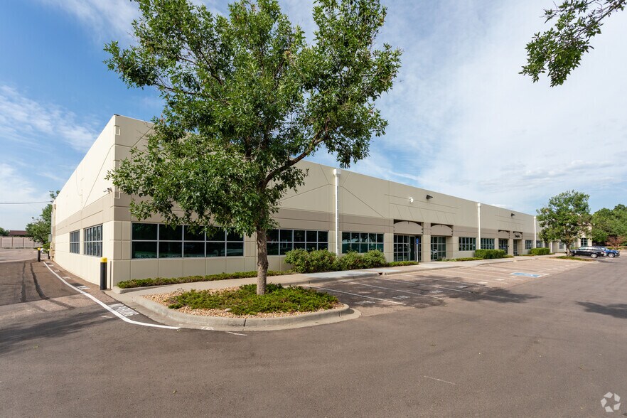 9500 W 49th Ave, Wheat Ridge, CO à louer - Photo du bâtiment - Image 2 de 5
