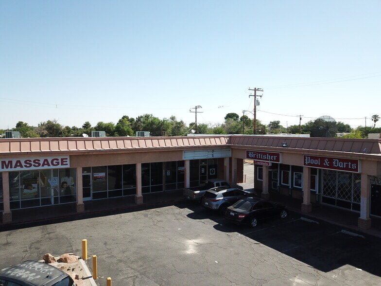 45216-45232 10th St W, Lancaster, CA à louer - Photo du bâtiment - Image 3 de 4