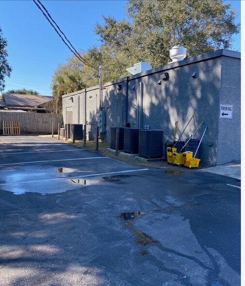 6532 Beach Blvd, Jacksonville, FL for sale - Building Photo - Image 2 of 4