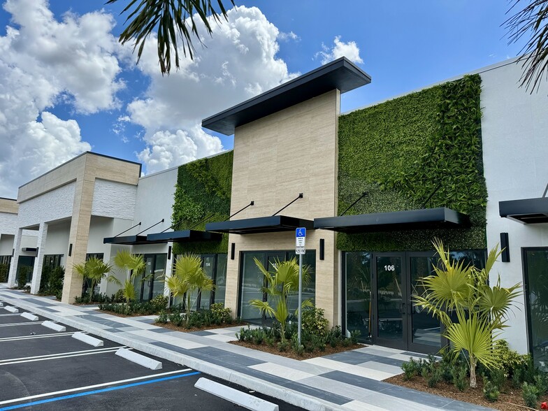 1250 SW Gatlin Blvd, Port Saint Lucie, FL for lease - Building Photo - Image 1 of 10