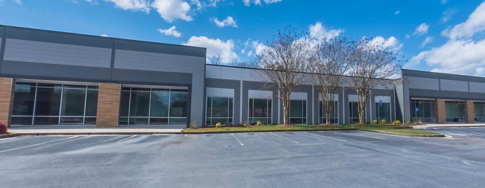 3800 Camp Creek Pky SW, Atlanta, GA for lease Building Photo- Image 1 of 14