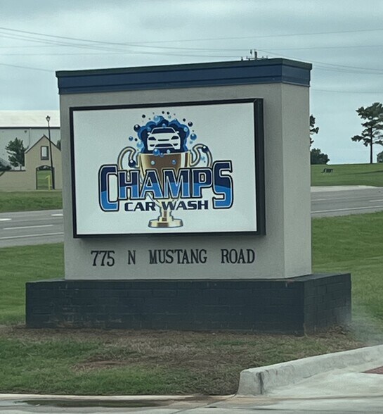 775 N Mustang Rd, Tuttle, OK à vendre - Photo du bâtiment - Image 3 de 7