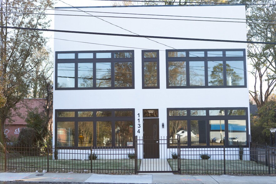 1134 Ralph David Abernathy Blvd, Atlanta, GA à louer - Photo du bâtiment - Image 2 de 3