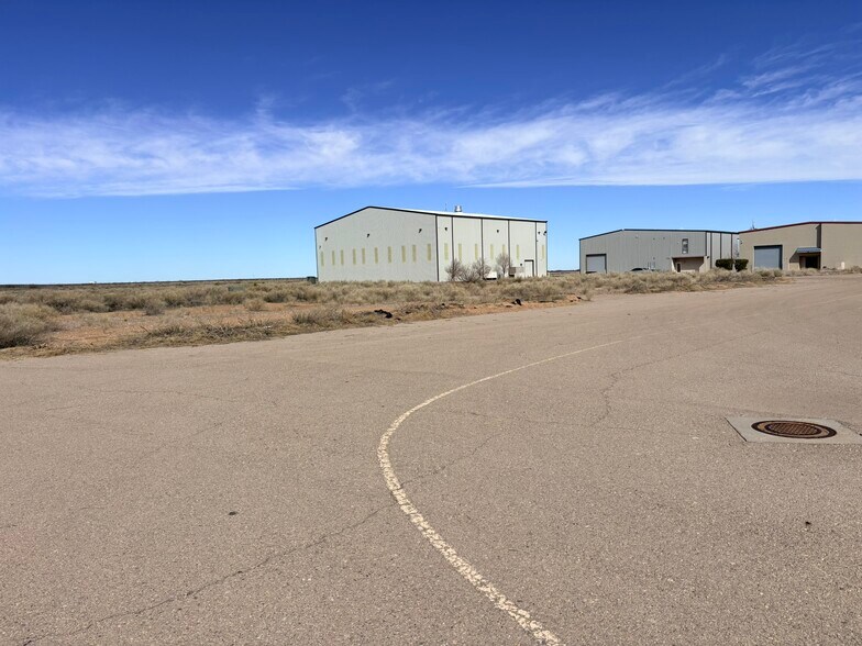 8100 Airport Rd, Santa Teresa, NM à louer - Photo du bâtiment - Image 3 de 5