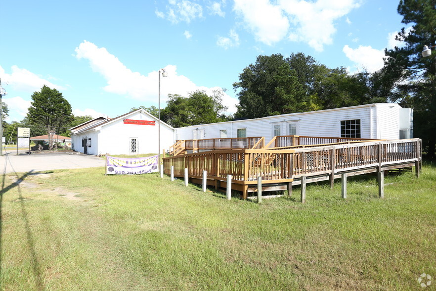 1298 Fayetteville Rd, Raeford, NC for sale - Primary Photo - Image 1 of 1