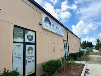 Plus de détails pour 1060 Cypress Pky, Kissimmee, FL - Médical à louer