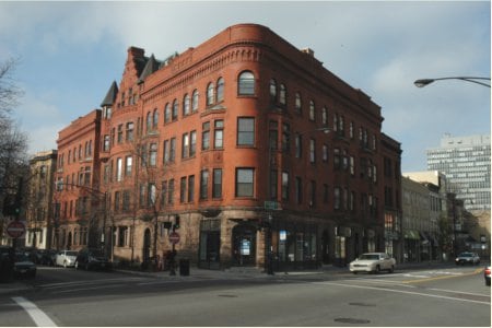 2300 N Clark St, Chicago, IL for lease Primary Photo- Image 1 of 47