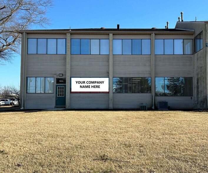 102 Kings Way W, Sewell, NJ à vendre - Photo du bâtiment - Image 2 de 5