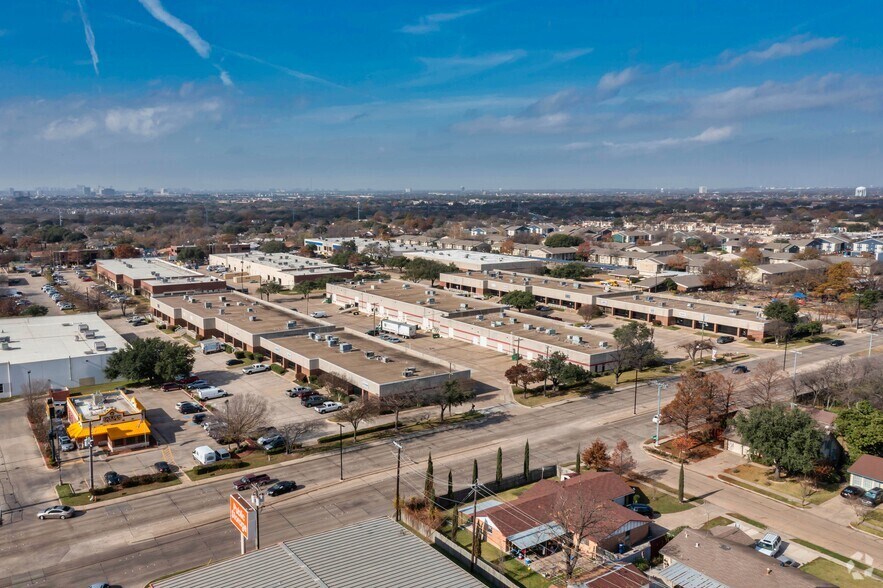 11999 Plano Rd, Dallas, TX à louer - Aérien - Image 3 de 6