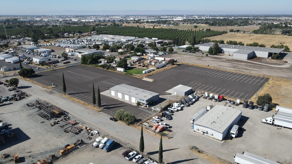 2973 Loomis Rd, Stockton, CA à louer - Photo du bâtiment - Image 2 de 13