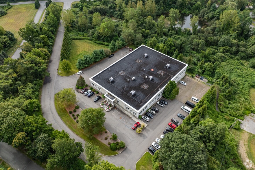 7 Sutton Pl, Brewster Village, NY for lease - Building Photo - Image 3 of 5