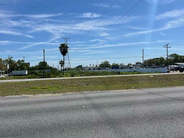 6541 139th Ave, Largo, FL à vendre - Photo du bâtiment - Image 3 de 16