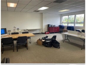 114-118 Boss Rd, Mattydale, NY for lease Interior Photo- Image 1 of 7