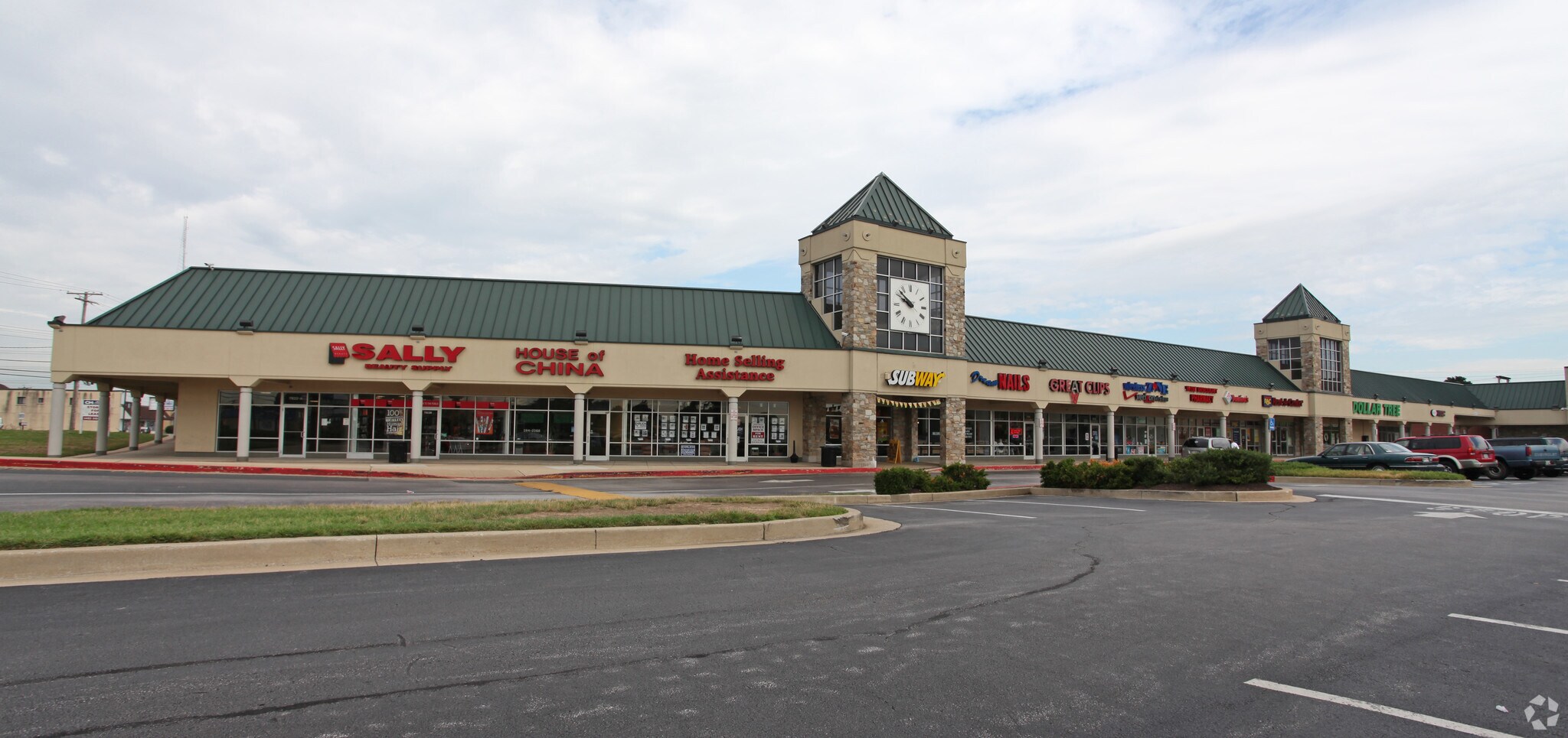 7844 Wise Ave, Dundalk, MD à louer Photo principale- Image 1 de 6