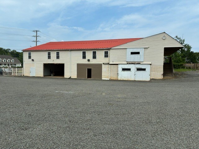 115 W Shirley Ave, Warrenton, VA à vendre - Photo du bâtiment - Image 2 de 13
