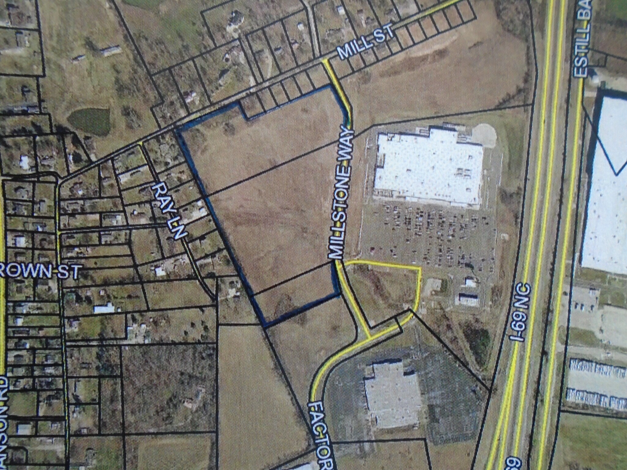 Millstone Way, Hanson, KY à vendre Photo principale- Image 1 de 10