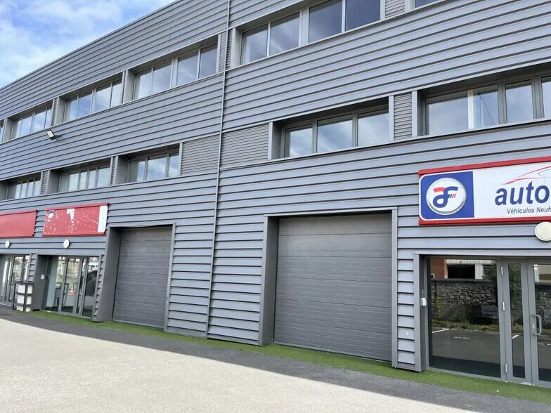 54 Rue De La Bongarde, Villeneuve-la-Garenne à louer - Photo du bâtiment - Image 2 de 7