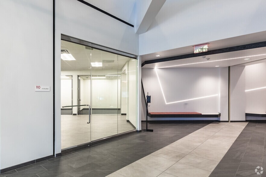 5575 Ruffin Rd, San Diego, CA à louer - Photo intérieure - Image 3 de 58