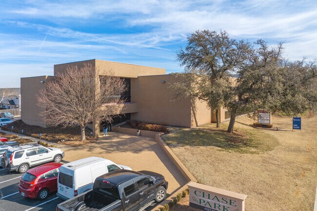 Plus de détails pour 4323 NW 63rd St, Oklahoma City, OK - Bureau à louer