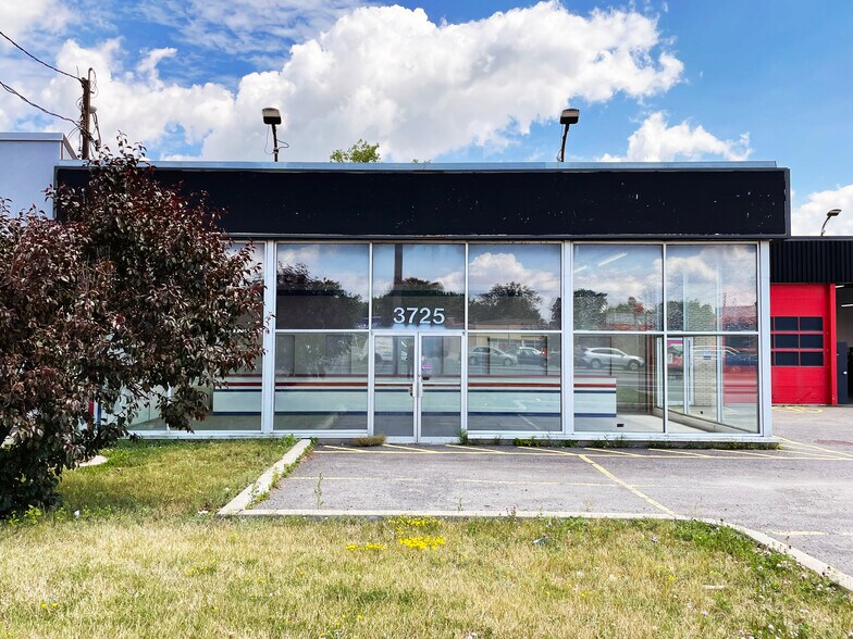3725 Boul Taschereau, Longueuil, QC à louer - Photo du bâtiment - Image 1 de 4