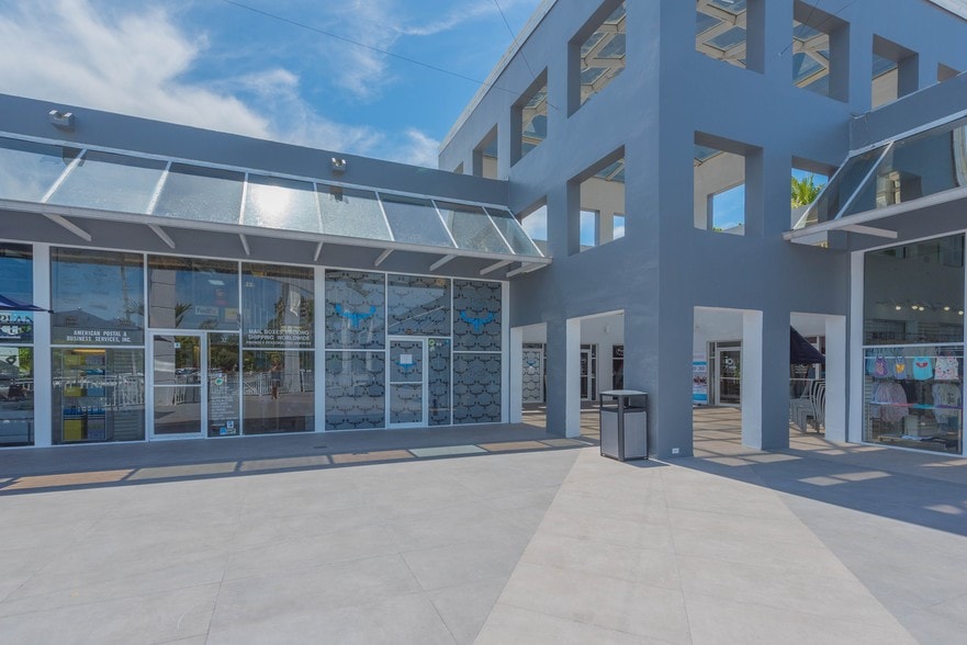 260 Crandon Blvd, Key Biscayne, FL for sale - Building Photo - Image 3 of 38