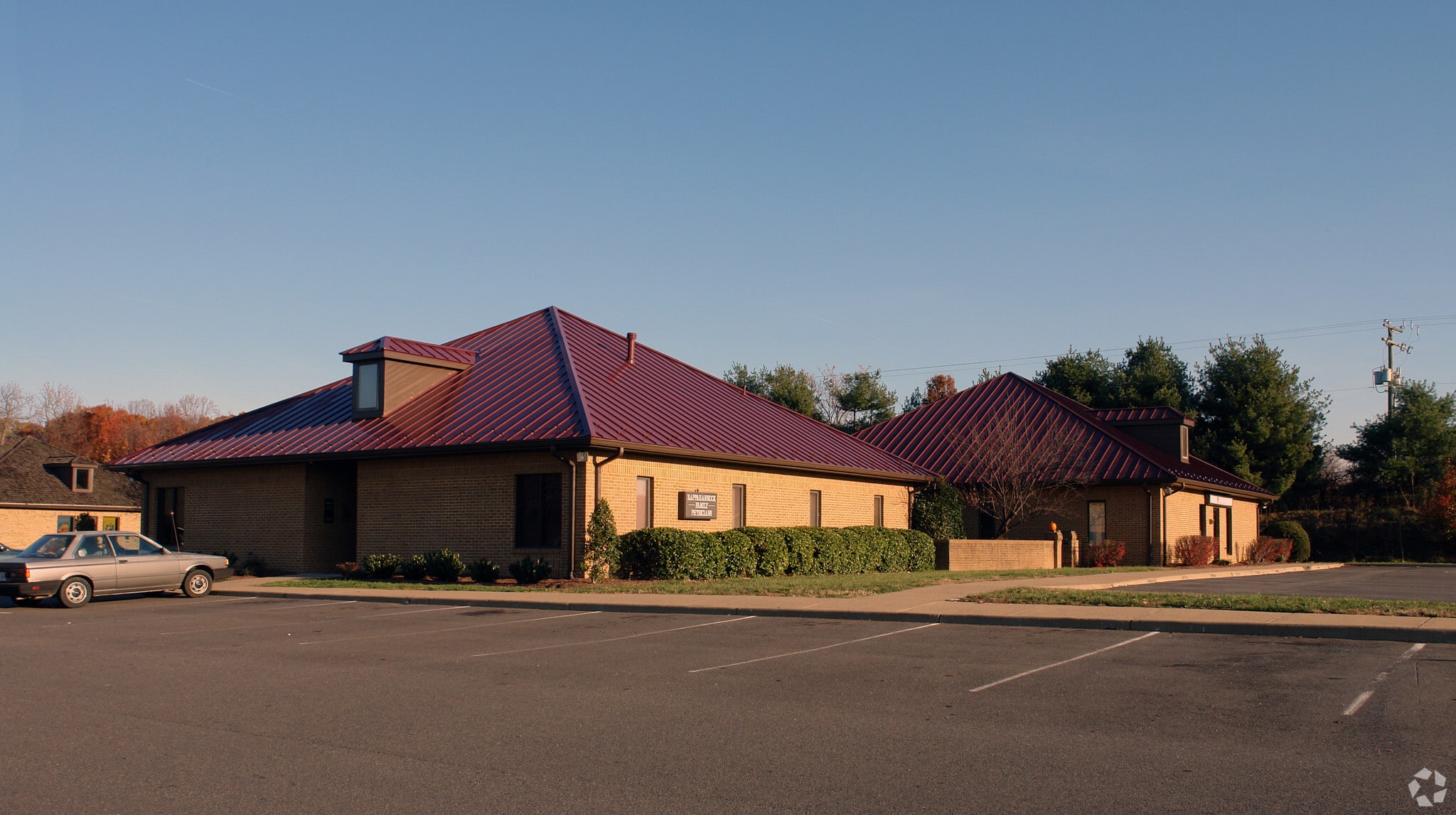 417-419 Chatham Heights Rd, Fredericksburg, VA for lease Primary Photo- Image 1 of 7
