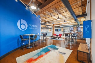 720 N Franklin St, Chicago, IL à louer Photo intérieure- Image 2 de 8