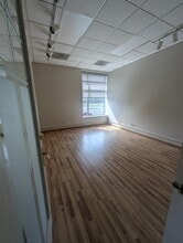 5440 E Fall Creek Parkway North Dr, Indianapolis, IN for lease Building Photo- Image 2 of 7