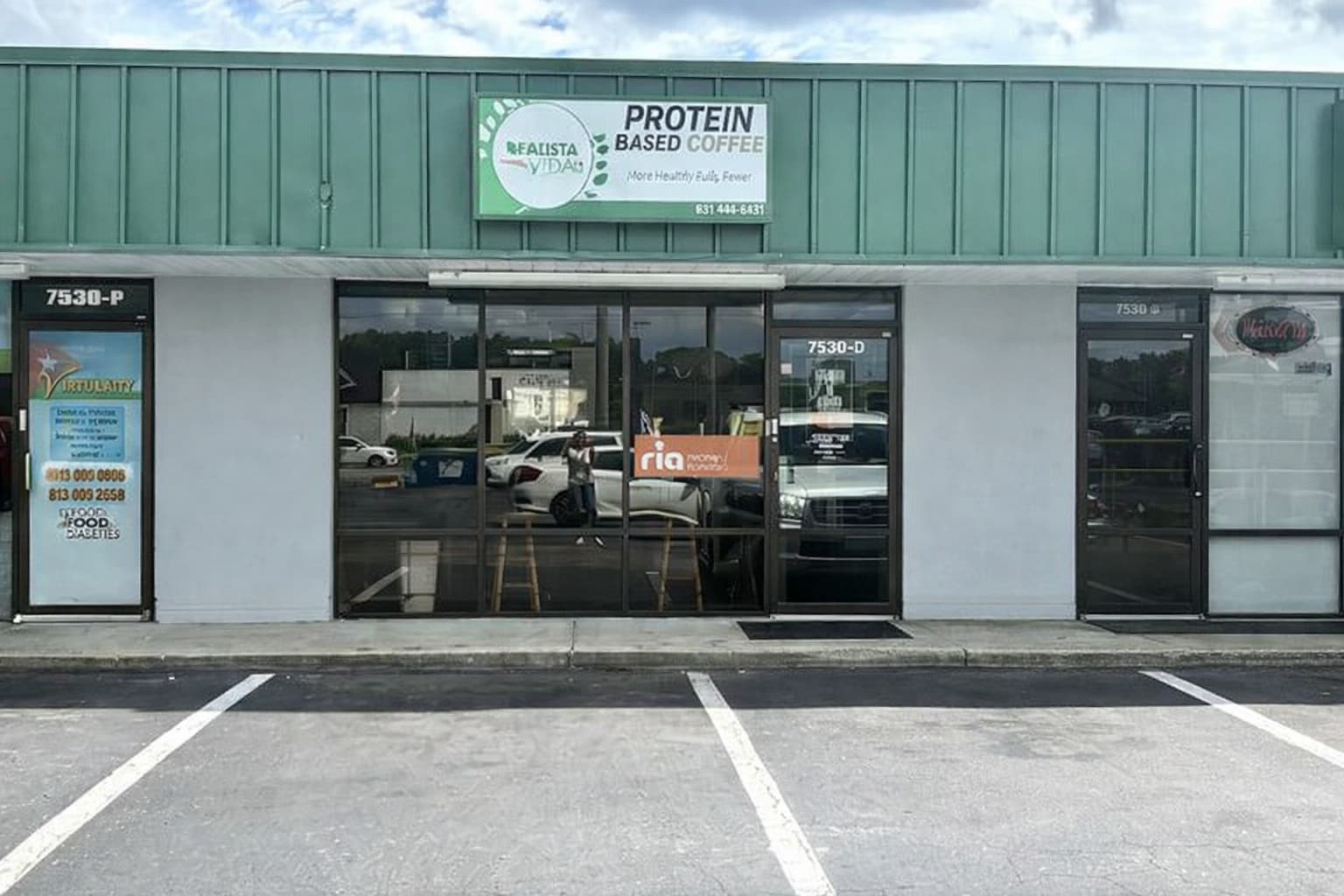 7520 W Waters Ave, Tampa, FL à louer Photo intérieure- Image 1 de 1