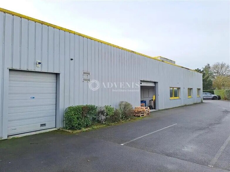 Local d'activités dans Sainte-Luce-sur-Loire à vendre - Photo du bâtiment - Image 2 de 6