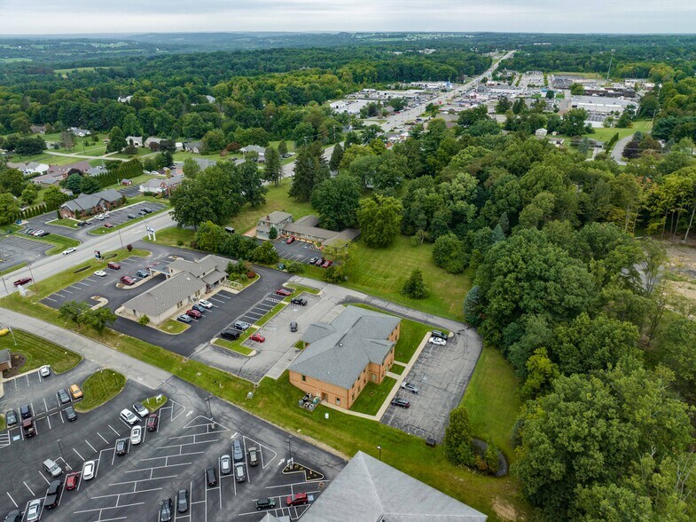 3126 Wilmington Rd, New Castle, PA à louer - Photo du bâtiment - Image 2 de 22