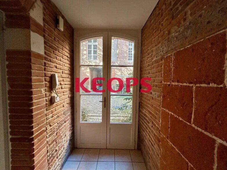 Office in Toulouse for lease - Interior Photo - Image 3 of 11