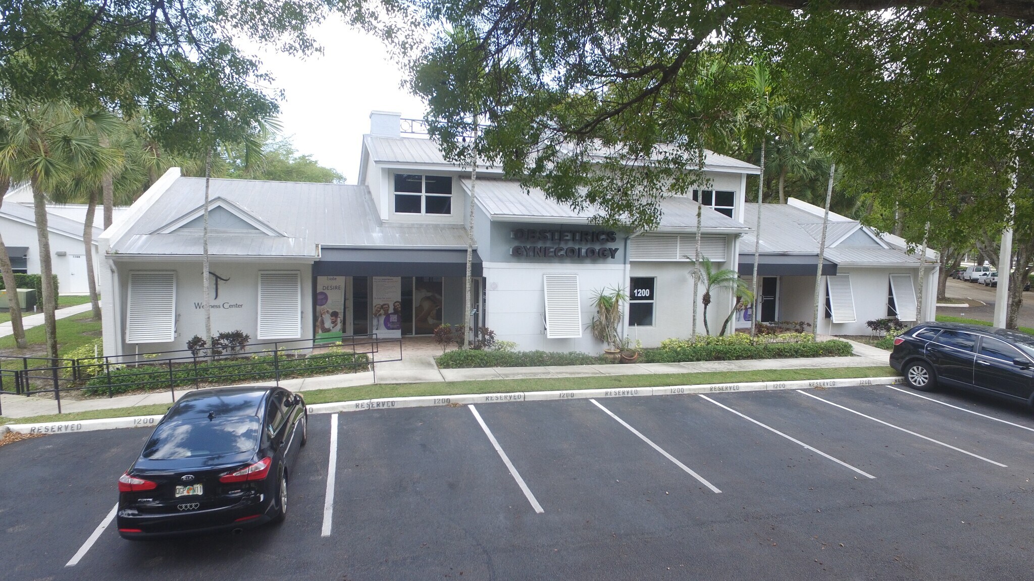 1200 N University Dr, Plantation, FL à vendre Photo du bâtiment- Image 1 de 1