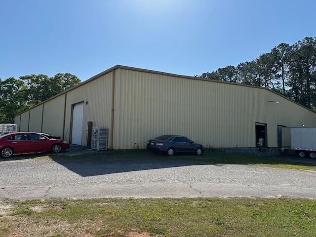 3303 N Industrial Dr, Simpsonville, SC for lease - Building Photo - Image 3 of 5