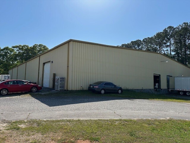 3303 N Industrial Dr, Simpsonville, SC à louer - Photo du bâtiment - Image 3 de 5