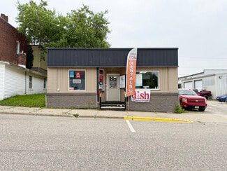 Plus de détails pour 212 W 7th St, Neillsville, WI - Commerce de détail à vendre