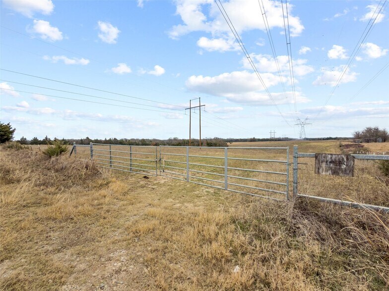 Tracts 1, 2, 3 County Road 1255, Savoy portefeuille de 1 propriétés à vendre sur LoopNet.ca - Aérien - Image 3 de 30