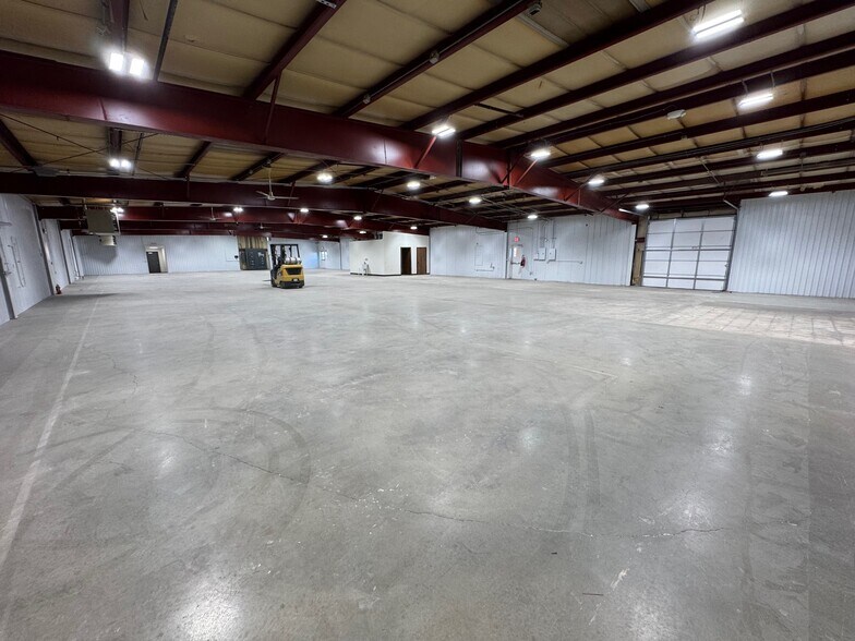 300 N Marion St, Olathe, KS à louer - Photo du bâtiment - Image 2 de 8