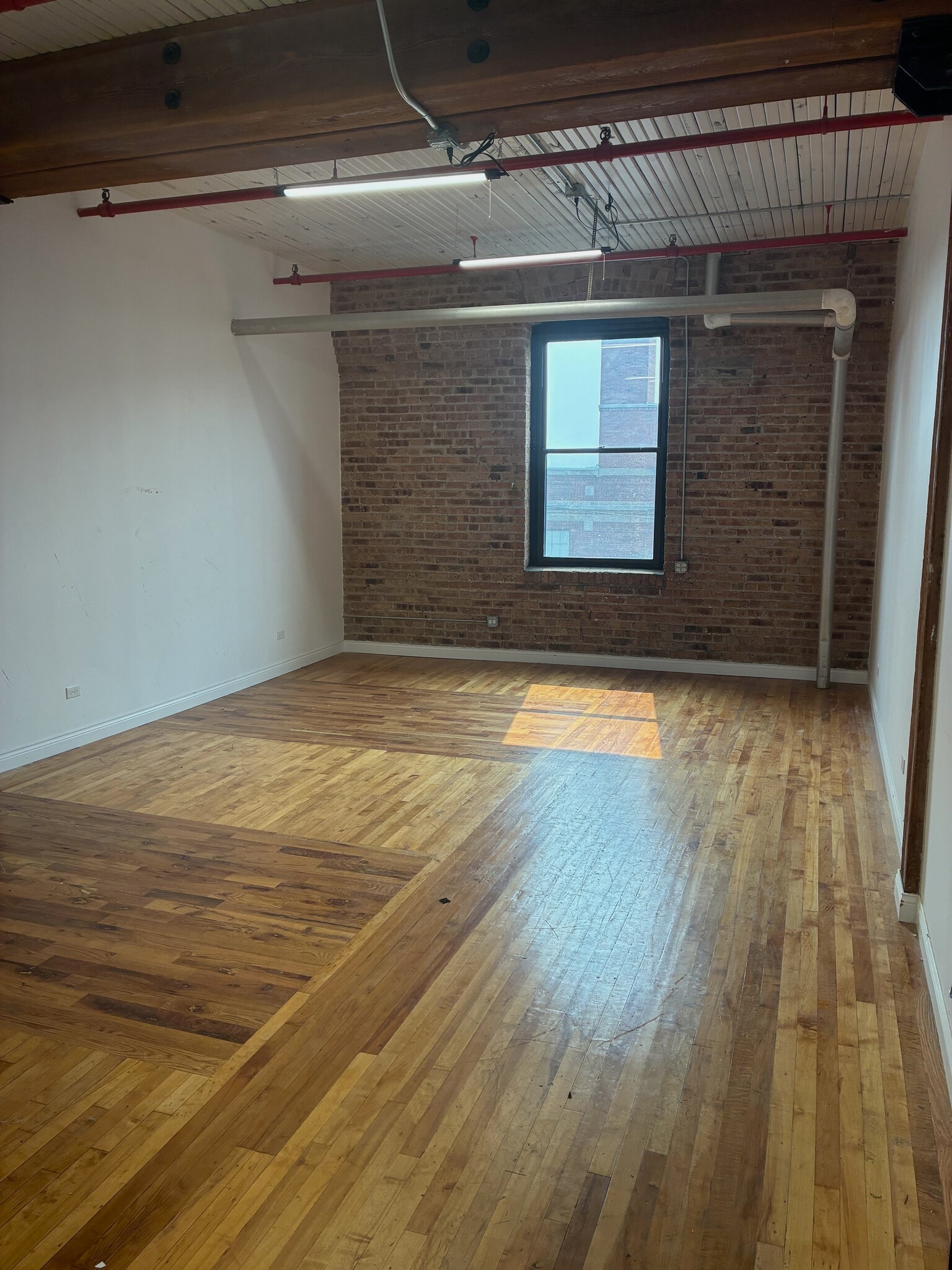 3636 S Iron St, Chicago, IL for lease Interior Photo- Image 1 of 1