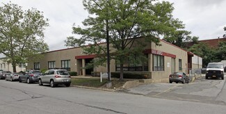 Plus de détails pour 1600 Shames Dr, Westbury, NY - Industriel à louer