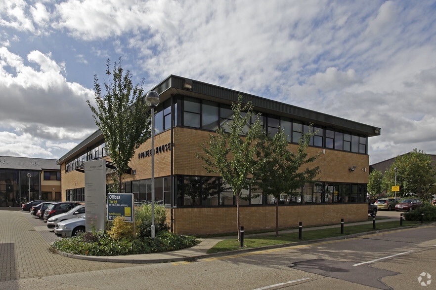 Chivers Way, Histon for lease - Primary Photo - Image 1 of 6